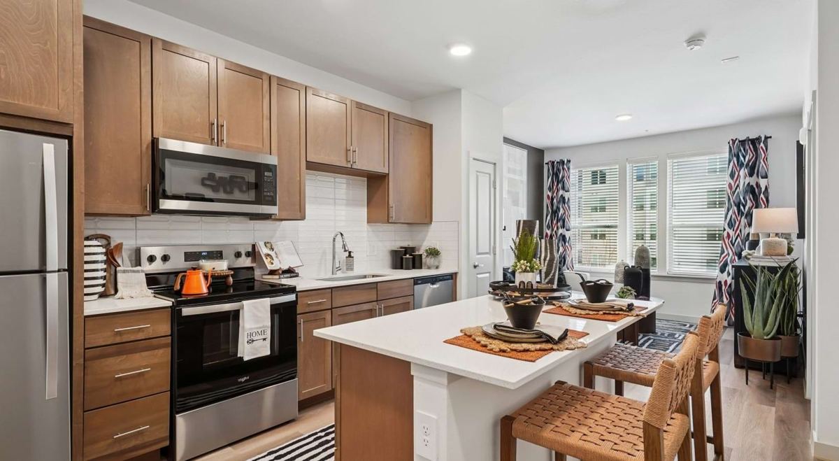Apartments on PGA Parkway, photo 3